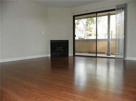 3501 W Greentree Cir Anaheim CA Apartments