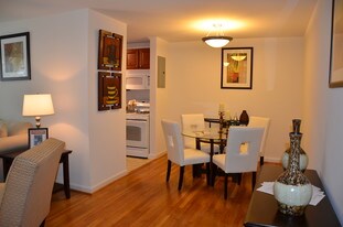 Aldon of Chevy Chase Apartments