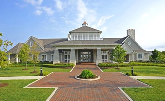 The Harbours Apartments