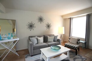 Harbor Point Estates Apartments