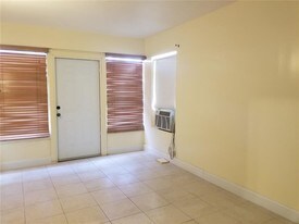 305 SW 14th St Dania Beach FL Apartments