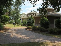 Cross Creek Apartmemts Apartments