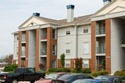 Chardonnay Apartments