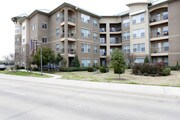 AMLI Galatyn Station Apartments