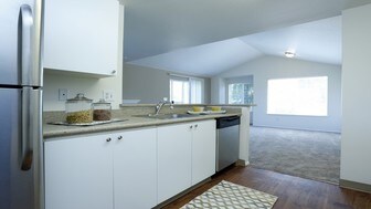 Murrayhill Park Apartments
