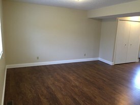 2191 OH-124 Racine OH