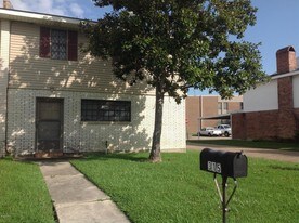 3 Bedroom Townhome for Rent $1000