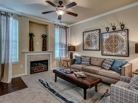 Chateau Mirage Apartments