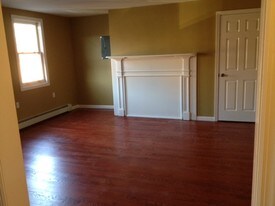 83 Ann St Newburgh NY Apartments