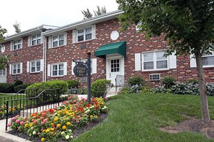 Broadmore Apartments