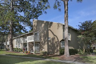 Pinebrook Apartments