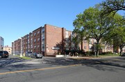 Lafayette Arms Apartments
