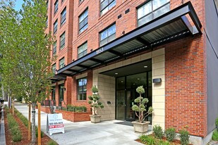 Tess O'Brien Apartments