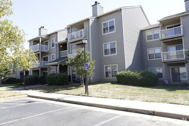Shenandoah Crossing Apartment Homes