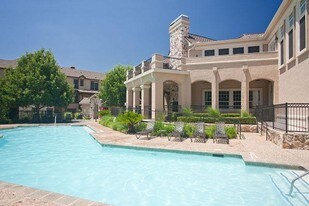 Monterone Canyon Creek Apartments