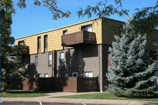 Webster Lake Apartments