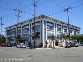 Studio Condo Unit for Rent $1425