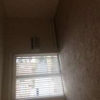 817 Grand Ave Waukegan IL Apartments