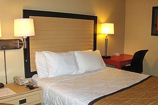 Furnished Studio – Atlanta - Duluth Apartments