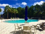 5120 Manorwood Dr Sarasota FL