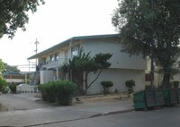105 Roundtable Dr Apartments