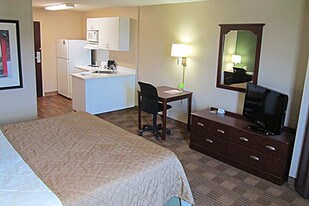 Furnished Studio – Orange County - Katella... Apartments