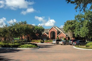 Camden Holly Springs Apartments