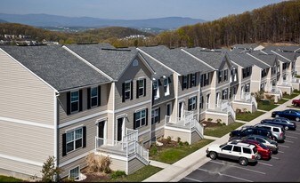 Copper Beech Townhomes JMU Apartments