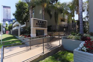 San Regis Apartments