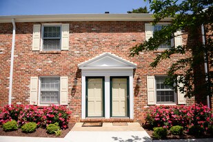 Barracks West Apartments