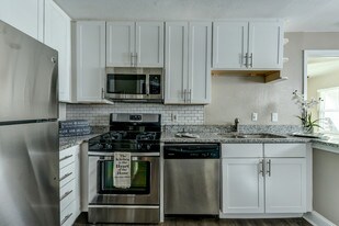 Morningside Courts Apartments