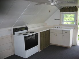 45 4th St Bangor ME Apartments