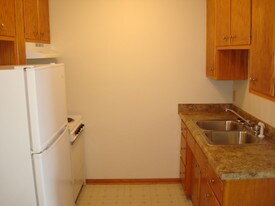 1360 7th St NW New Brighton MN Apartments