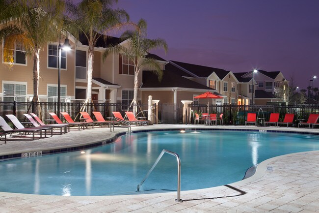 GrandeVille at JubiLee Park Apartments