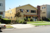 1152 Campbell St Apartments
