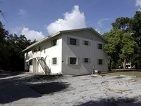 215 Knox Mcrae Dr Apartments
