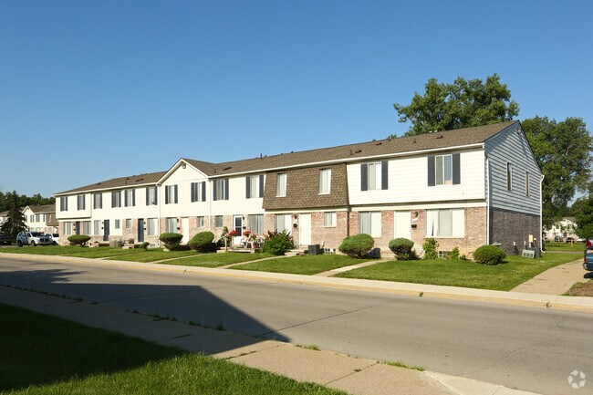 Heritage Glen Townhomes Apartments