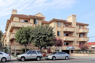 Maravilla Apartments at CSUN