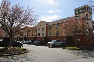 Furnished Studio – Tacoma - Fife Apartments