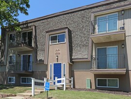 Stone Oak Apartments