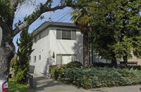 1045 Regent St Apartments
