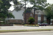 Moss Pointe Apartments