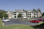 Appling Lakes at Cordova Club Apartments