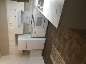 119 W Court Square McMinnville TN Apartments