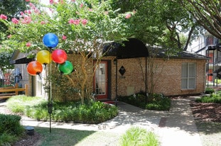 The Park on Rosemeade Apartments