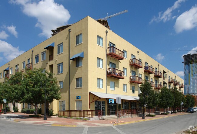 Gables West Avenue Apartments