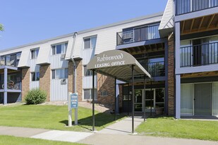 Robinwood Apartments