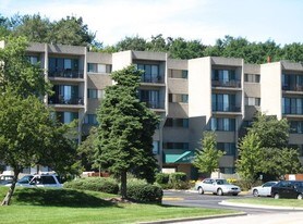 Villages on Maple Apartments