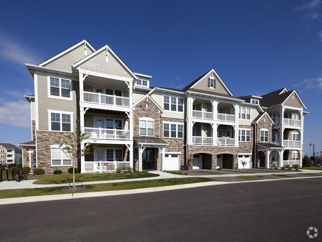 Tapestry At Naperville Apartments