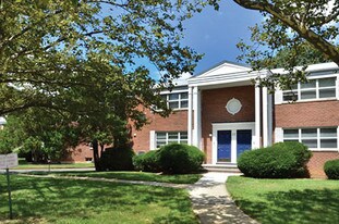Sutton Pointe Apartments